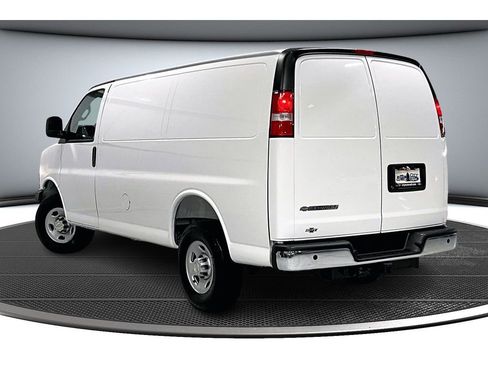 New 2025 Chevrolet Express 2500 image 4