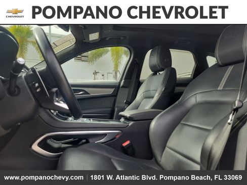 Used 2025 Jaguar F-PACE R-Dynamic S image 19