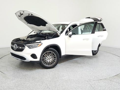Certified 2025 Mercedes-Benz GLC 300 image 14