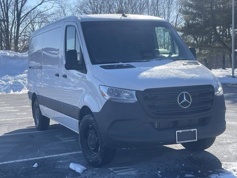 New 2025 Mercedes-Benz Sprinter 2500 image 2