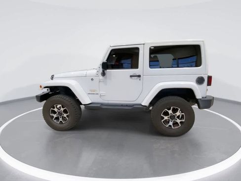 Used 2015 Jeep Wrangler Sahara w/ Connectivity Group image 5