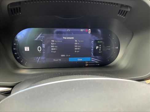 New 2026 Volvo XC60 T8 Plus w/ Climate Package PRO AWD/4WD image 19