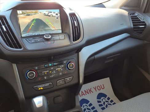 Used 2017 Ford Escape SE w/ Equipment Group 201A image 26