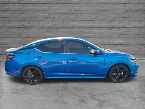 Certified 2022 Nissan Sentra SR w/ SR Premium Package FWD image 2
