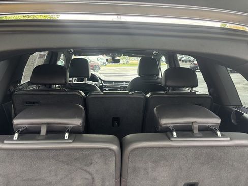 Used 2017 Audi Q7 3.0T Prestige w/ Prestige Package image 22