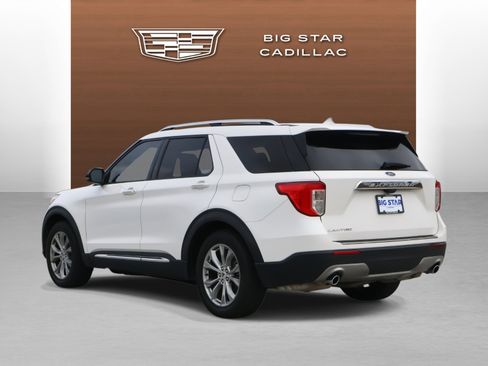 Used 2021 Ford Explorer Limited w/ Equipment Group 301A image 3