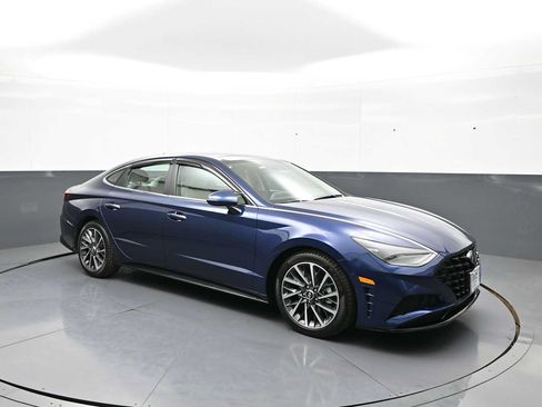 Certified 2022 Hyundai Sonata Limited FWD image 4