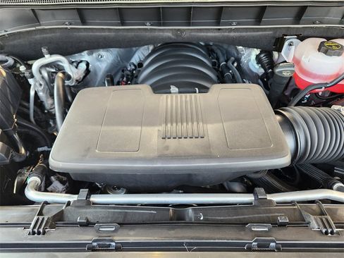 New 2026 Chevrolet Suburban Premier w/ Sun And Tow Package image 22