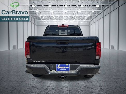 Used 2025 Chevrolet Colorado Trail Boss AWD/4WD image 4