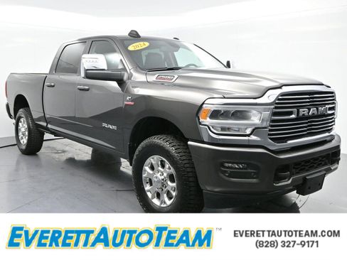 Used 2024 RAM 2500 Laramie AWD/4WD image 1
