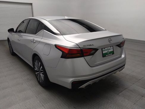 Used 2023 Nissan Altima 2.5 SV w/ SV Premium Package FWD image 5