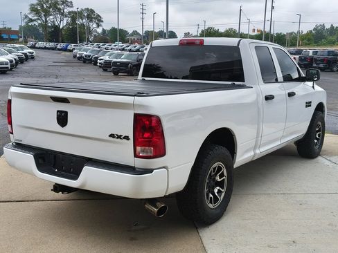 Used 2018 RAM 1500 Express w/ Express Value Package AWD/4WD image 14
