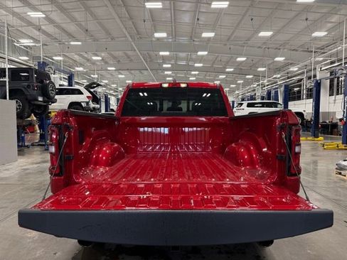 New 2026 RAM 1500 4x4 Crew Cab image 23