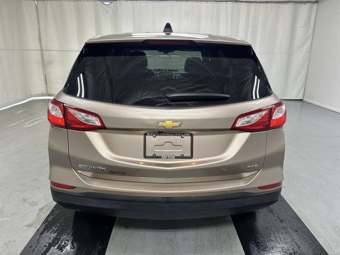 Used 2019 Chevrolet Equinox LS w/ LS Convenience Package AWD/4WD image 20