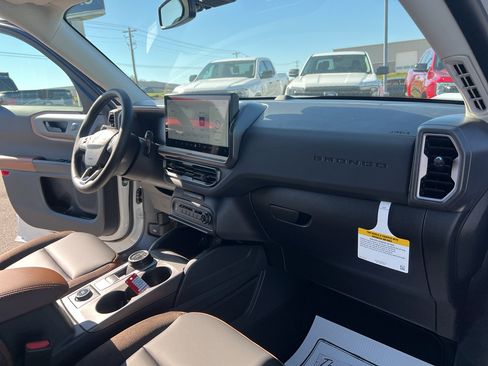 New 2026 Ford Bronco Sport Outer Banks image 12