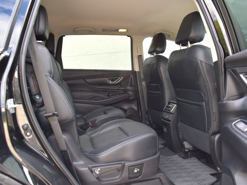 Used 2024 Subaru Ascent Limited AWD/4WD image 29