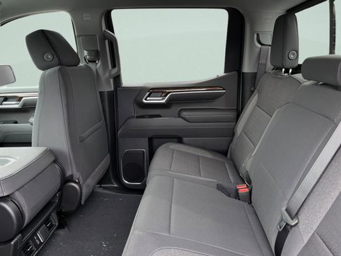 New 2026 GMC Sierra 1500 SLE w/ Preferred Package image 19