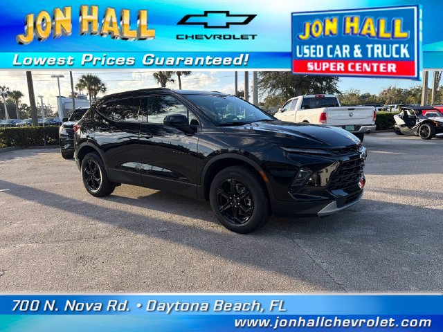 Used 2025 Chevrolet Blazer LT w/ Midnight/Sport Edition FWD image 11