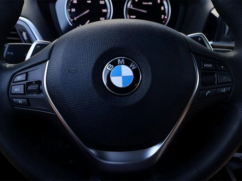 Used 2018 BMW 230i Coupe image 19