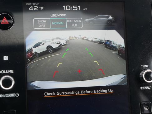 Used 2025 Subaru Crosstrek 2.0i Premium image 27