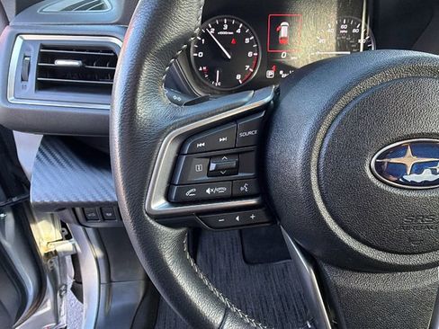 Used 2024 Subaru Ascent Premium w/ Convenience Package image 27