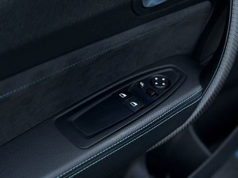 Used 2016 BMW M2 RWD image 16
