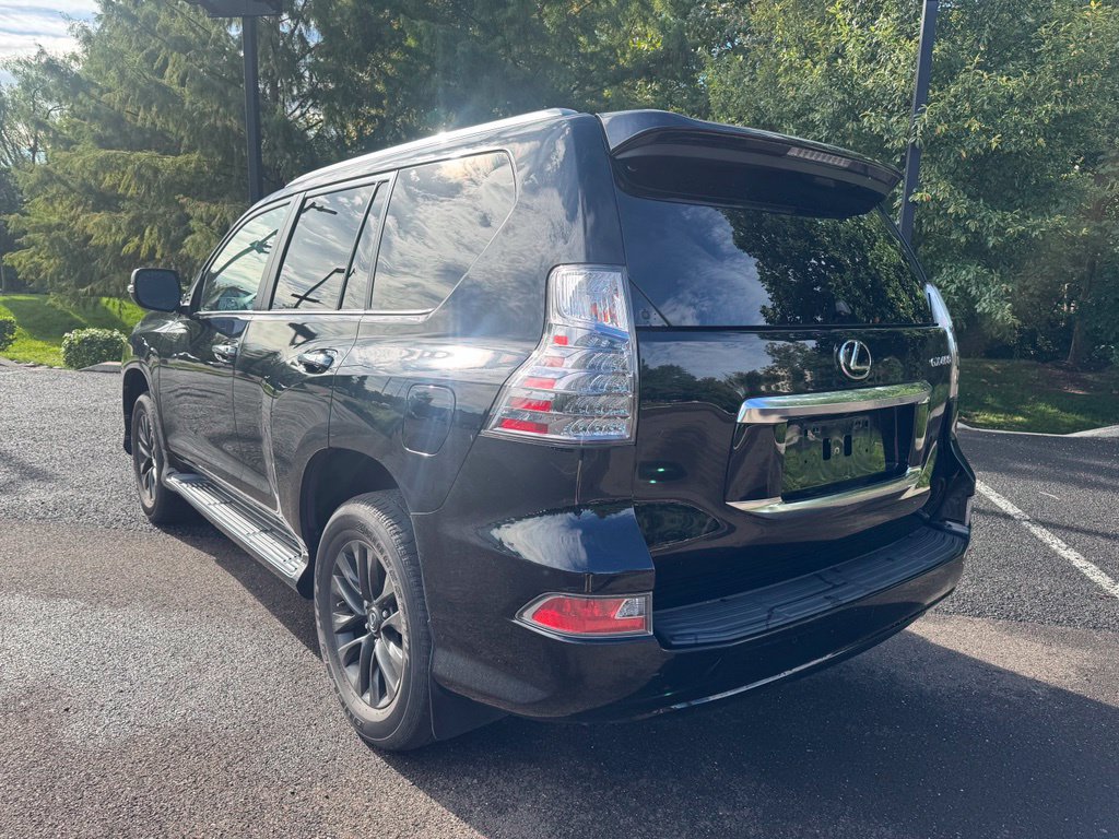 Certified 2020 Lexus GX 460 Premium w/ Premium Package AWD/4WD image 3