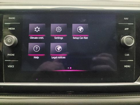 Used 2022 Volkswagen Taos SEL w/ Panoramic Sunroof Package FWD image 25