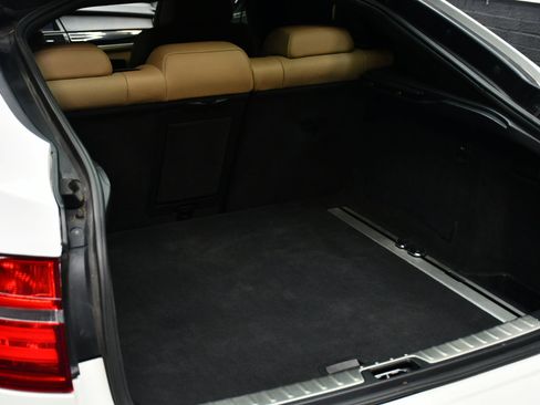 Used 2014 BMW X6 M image 47