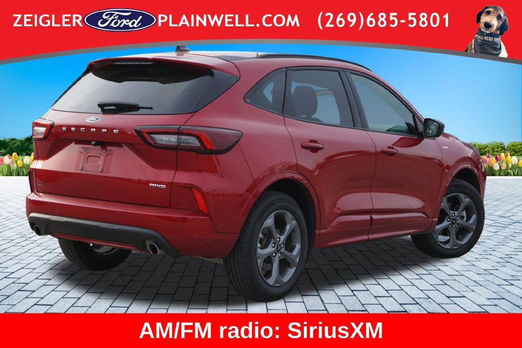 Used 2024 Ford Escape ST-Line w/ Tech Pack #1 AWD/4WD image 5
