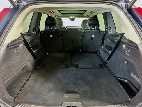 Used 2025 Volvo XC90 B5 Core image 30