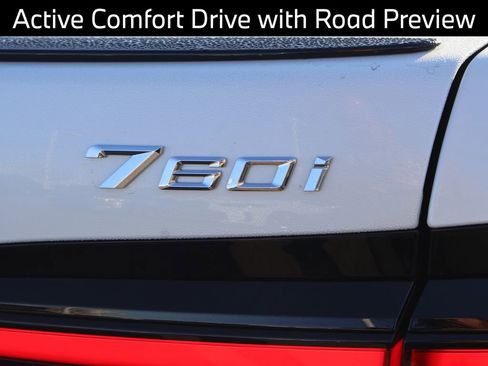 Certified 2025 BMW 760i xDrive image 19