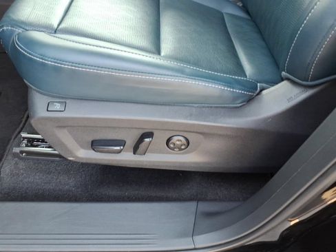 Certified 2025 Nissan Murano Platinum w/ Cargo Package AWD/4WD image 5