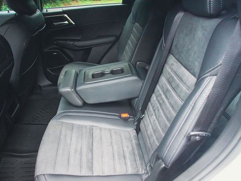 New 2025 Mitsubishi Outlander Trail Edition image 31