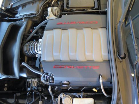 Used 2019 Chevrolet Corvette Stingray Convertible w/ 2LT Preferred Equipment Group image 13