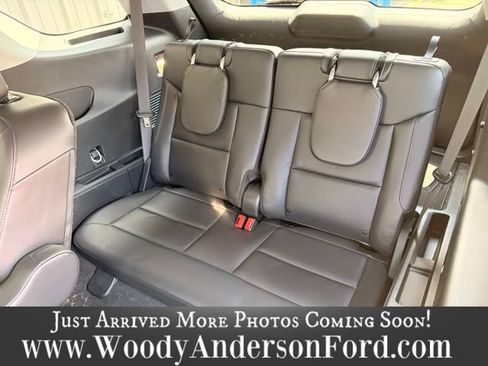 Used 2024 Ford Explorer XLT w/ Equipment Group 202A AWD/4WD image 8