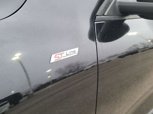 Used 2024 Ford Escape ST-Line image 9