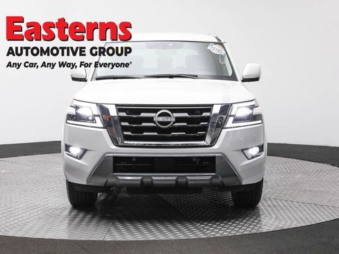 Used 2024 Nissan Armada SV image 2