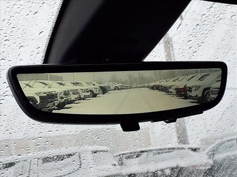 Used 2024 Buick Enclave Premium image 20