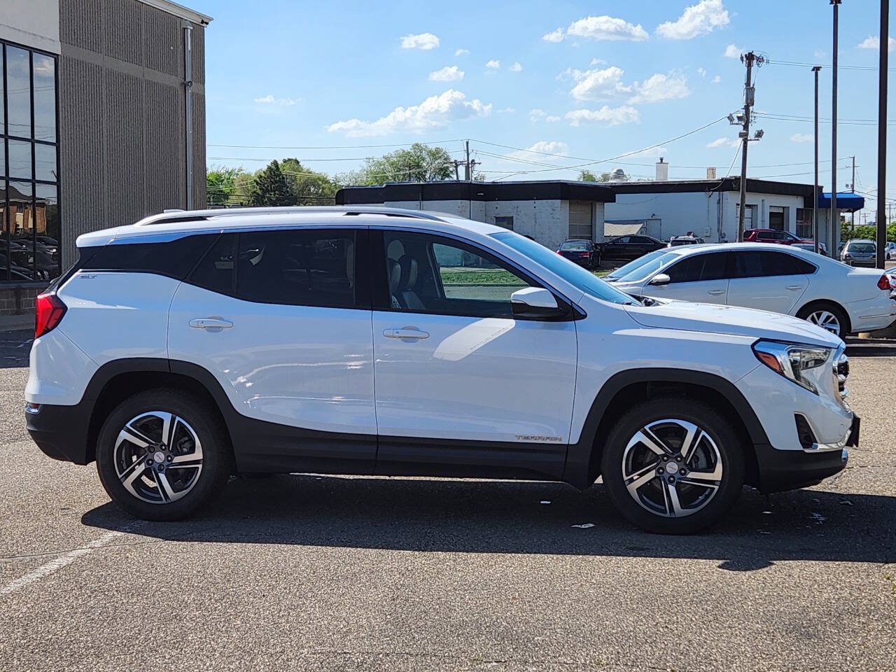 Used 2020 GMC Terrain SLT AWD/4WD image 11
