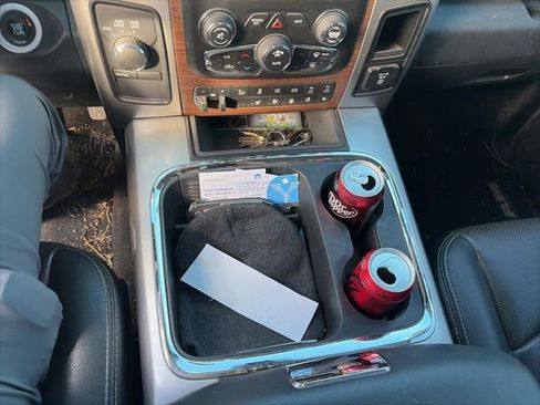 Used 2016 RAM 2500 Laramie image 24