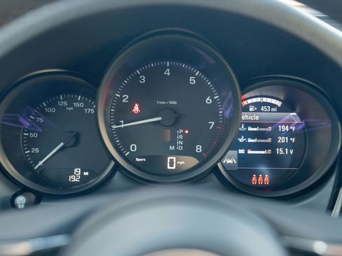 New 2026 Porsche Macan image 15