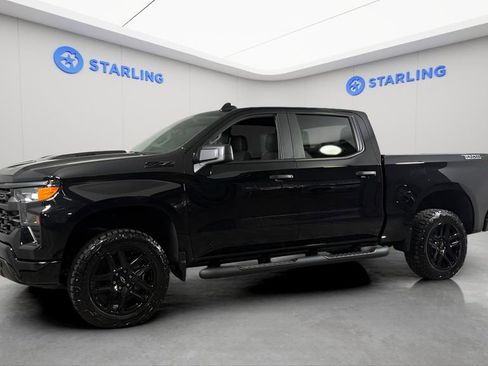 Certified 2026 Chevrolet Silverado 1500 Custom Trail Boss w/ Midnight Edition AWD/4WD image 2