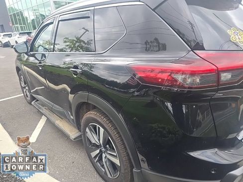 Used 2024 Nissan Rogue SL w/ SL Premium Package AWD/4WD image 18