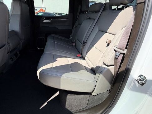 Used 2025 GMC Sierra 1500 SLT RWD image 30