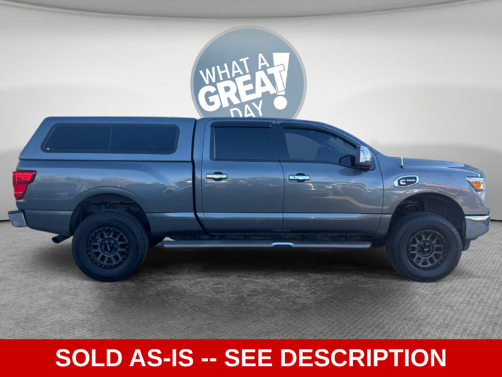 Used 2016 Nissan Titan SL AWD/4WD image 2