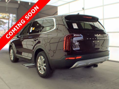 Used 2022 Kia Telluride LX FWD image 4
