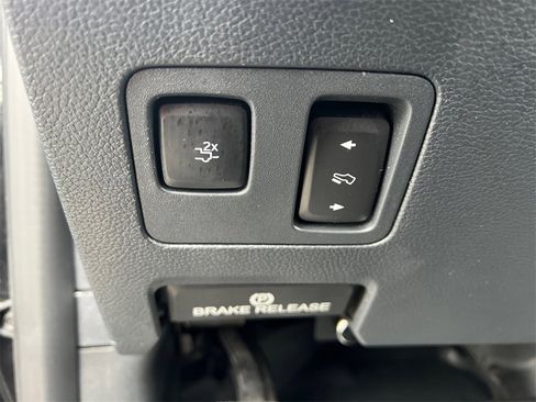 Used 2022 Ford F350 Lariat w/ Lariat Ultimate Package image 16