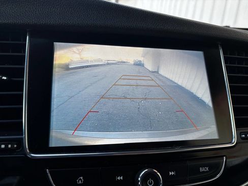 Used 2018 Buick Encore Preferred image 29