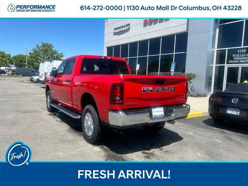 Used 2026 RAM 2500 Big Horn AWD/4WD image 6